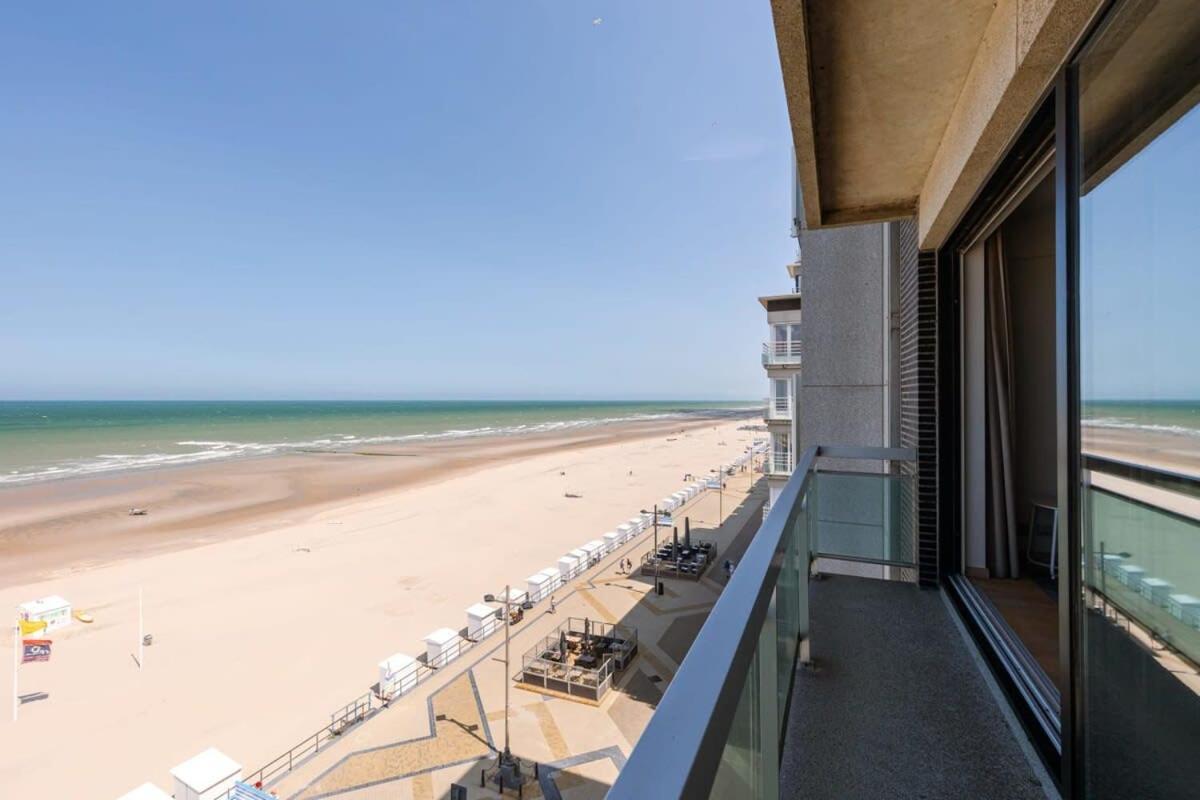 Huswell - Apartment With Stunning Sea View In Middelkerke Buitenkant foto