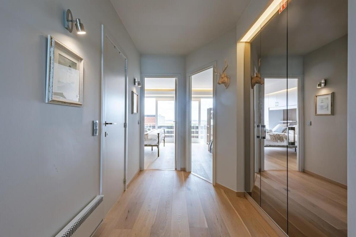 Huswell - Apartment With Stunning Sea View In Middelkerke Buitenkant foto